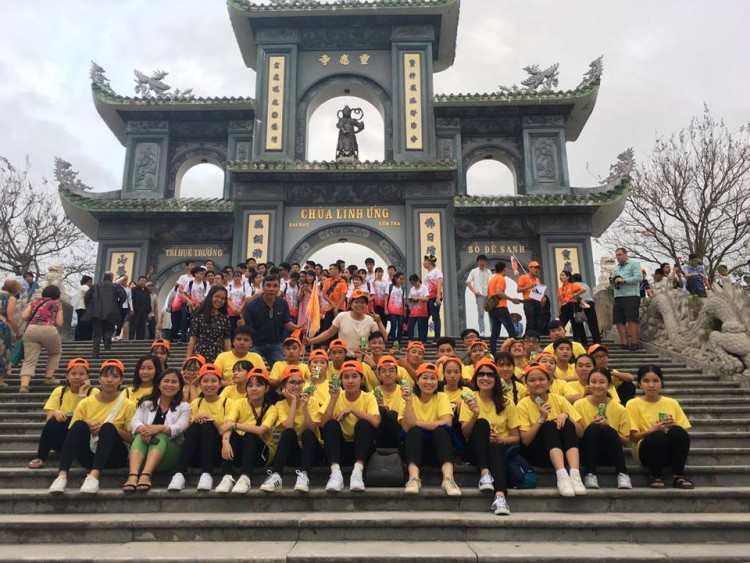 Đoàn tham quan các trường tiểu học thành phố Huế