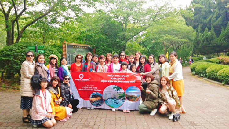 Đoàn   dược bệnh viện Trung Ương Huế tham quan Tour Jeju - Hàn Quốc