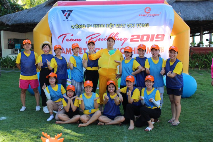 Đoàn công ty dệt may VTJ Toms "tham quan nghĩ dưỡng tại Quảng Bình"