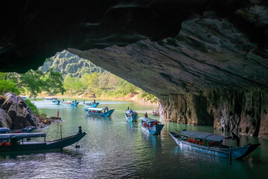 [Quảng Bình] Tour Quảng Bình: Động Phong Nha - Công viên Ozo ( 1 Ngày)