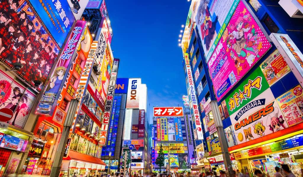 Khám phá khu phố điện tử Akihabara đậm chất công nghệ 